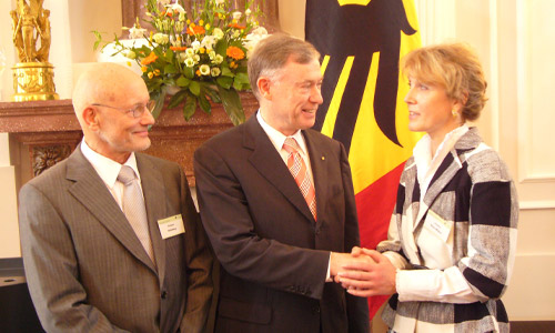 Rüdiger und Annette beim Bundespräsidenten Horst Köhler