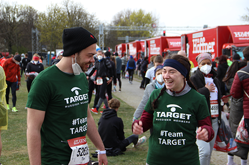 Zwei unserer Dialoger auf dem Halbmarathon