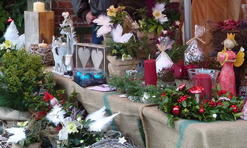 Weihnachtsmarkt rund um das Neuengammer Gemeindehaus