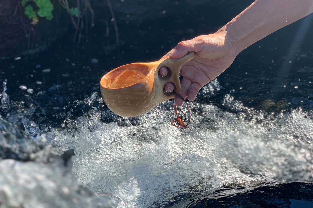 Die "Guksi", traditionelles Trinkgefäß der Saami welches ein Leben lang begleitet